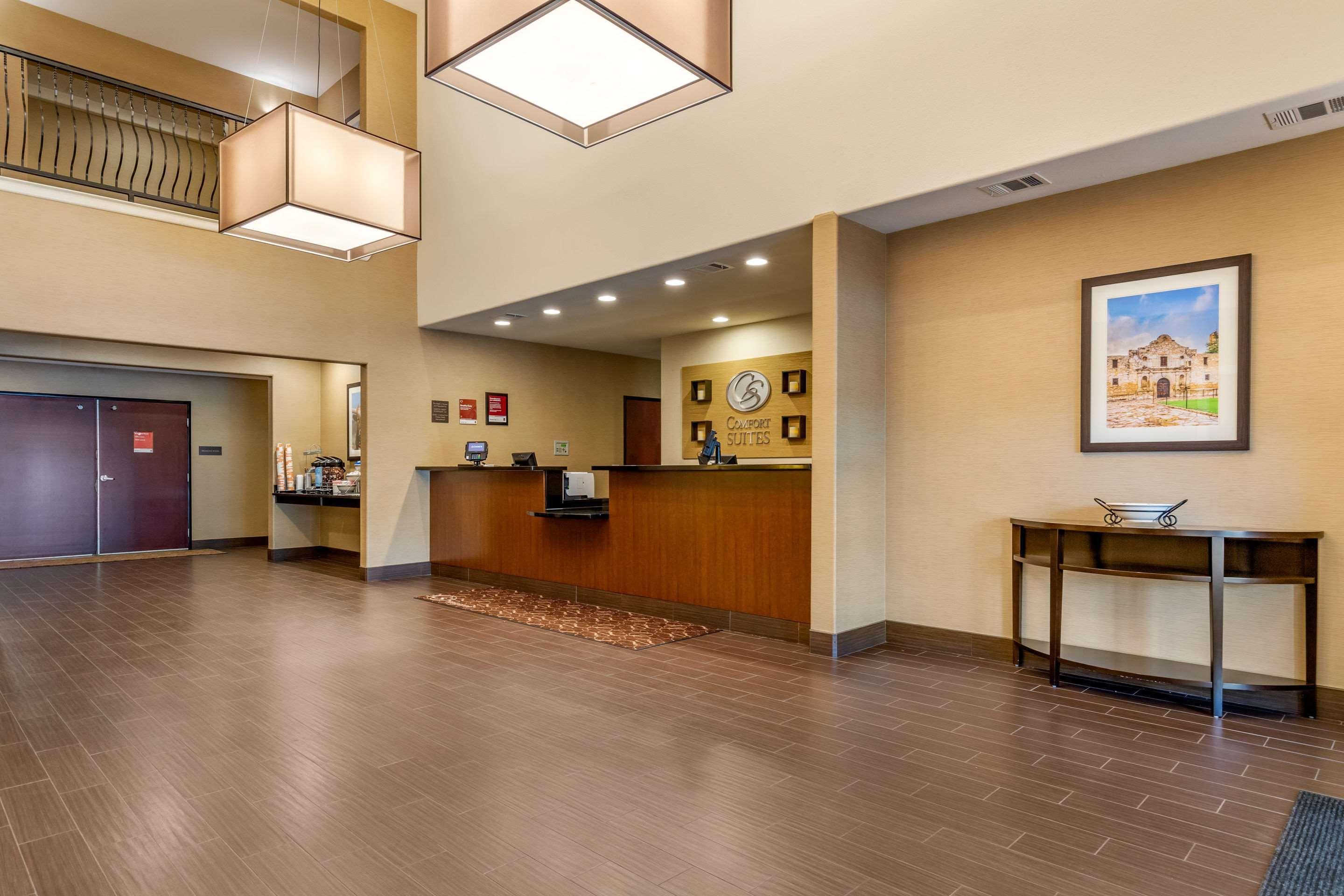 Comfort Suites San Antonio North - Stone Oak Экстерьер фото